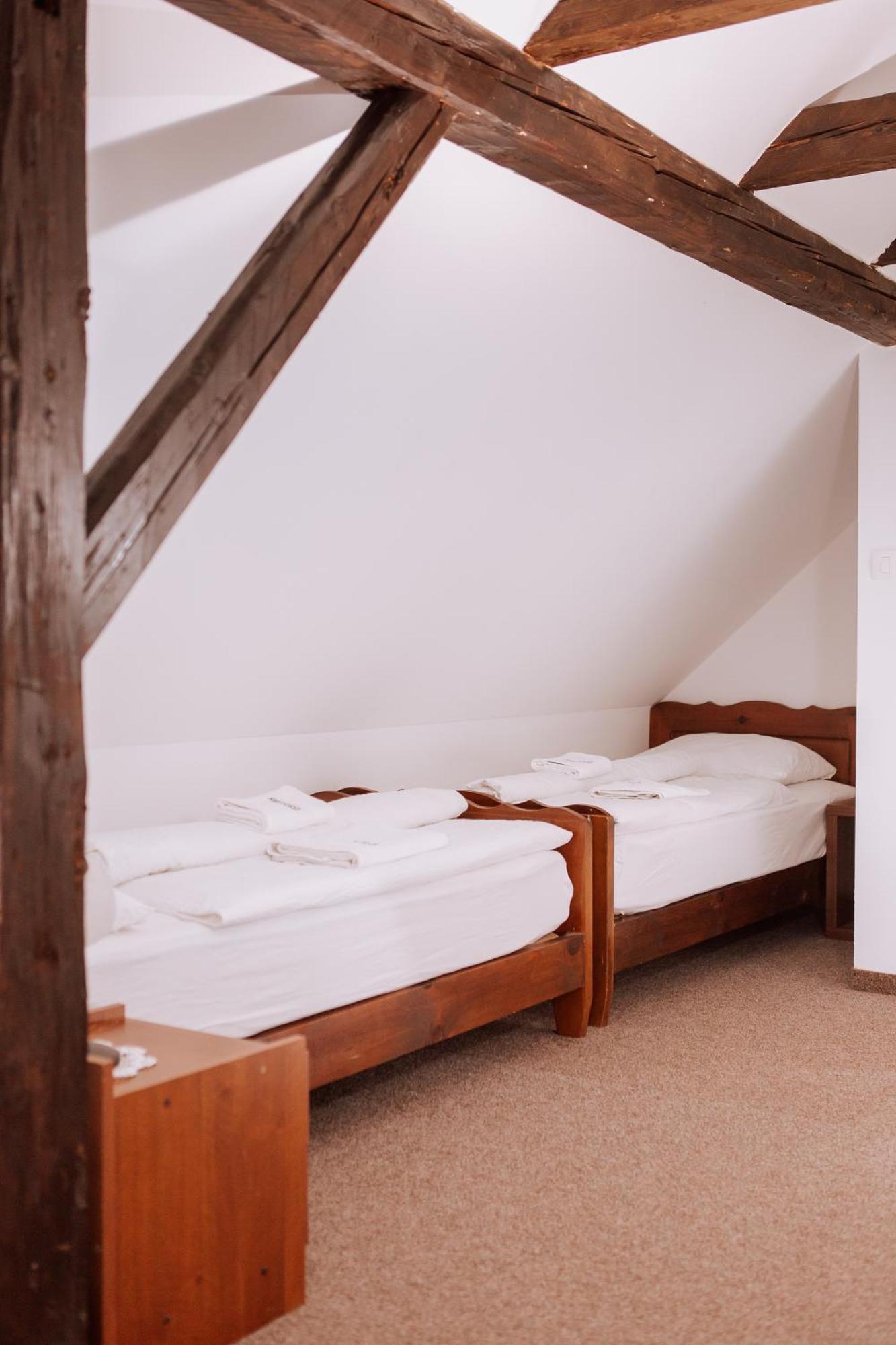 Gostisce Krivograd Hotel Prevalje Phòng bức ảnh