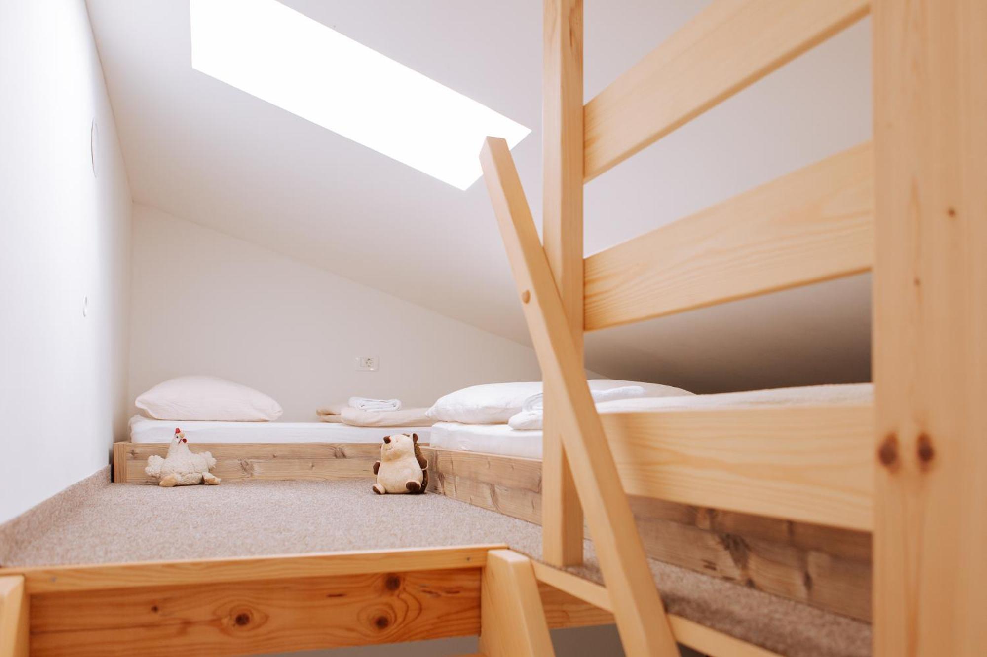 Gostisce Krivograd Hotel Prevalje Phòng bức ảnh