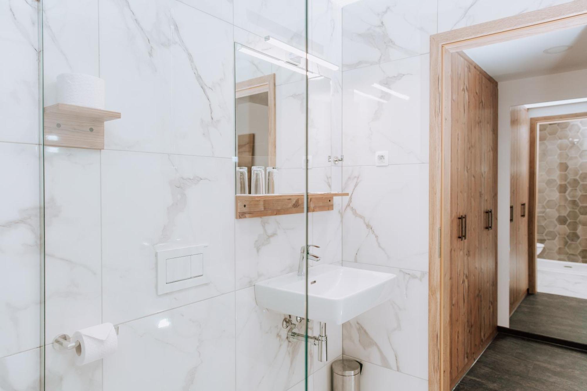 Gostisce Krivograd Hotel Prevalje Phòng bức ảnh