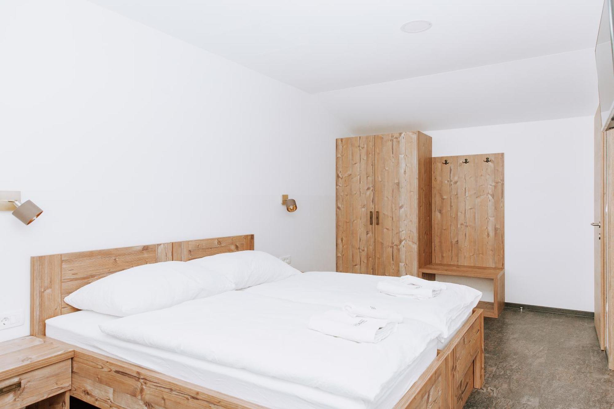 Gostisce Krivograd Hotel Prevalje Phòng bức ảnh