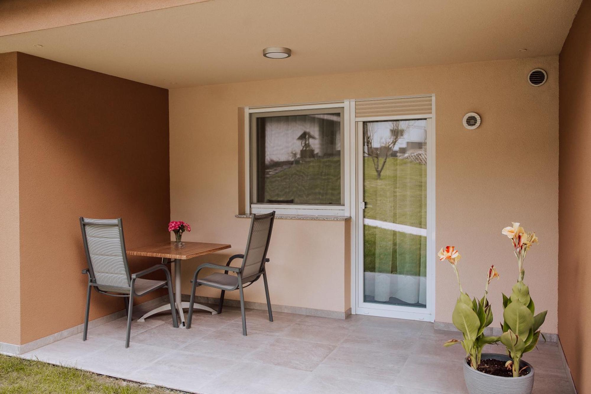 Gostisce Krivograd Hotel Prevalje Phòng bức ảnh