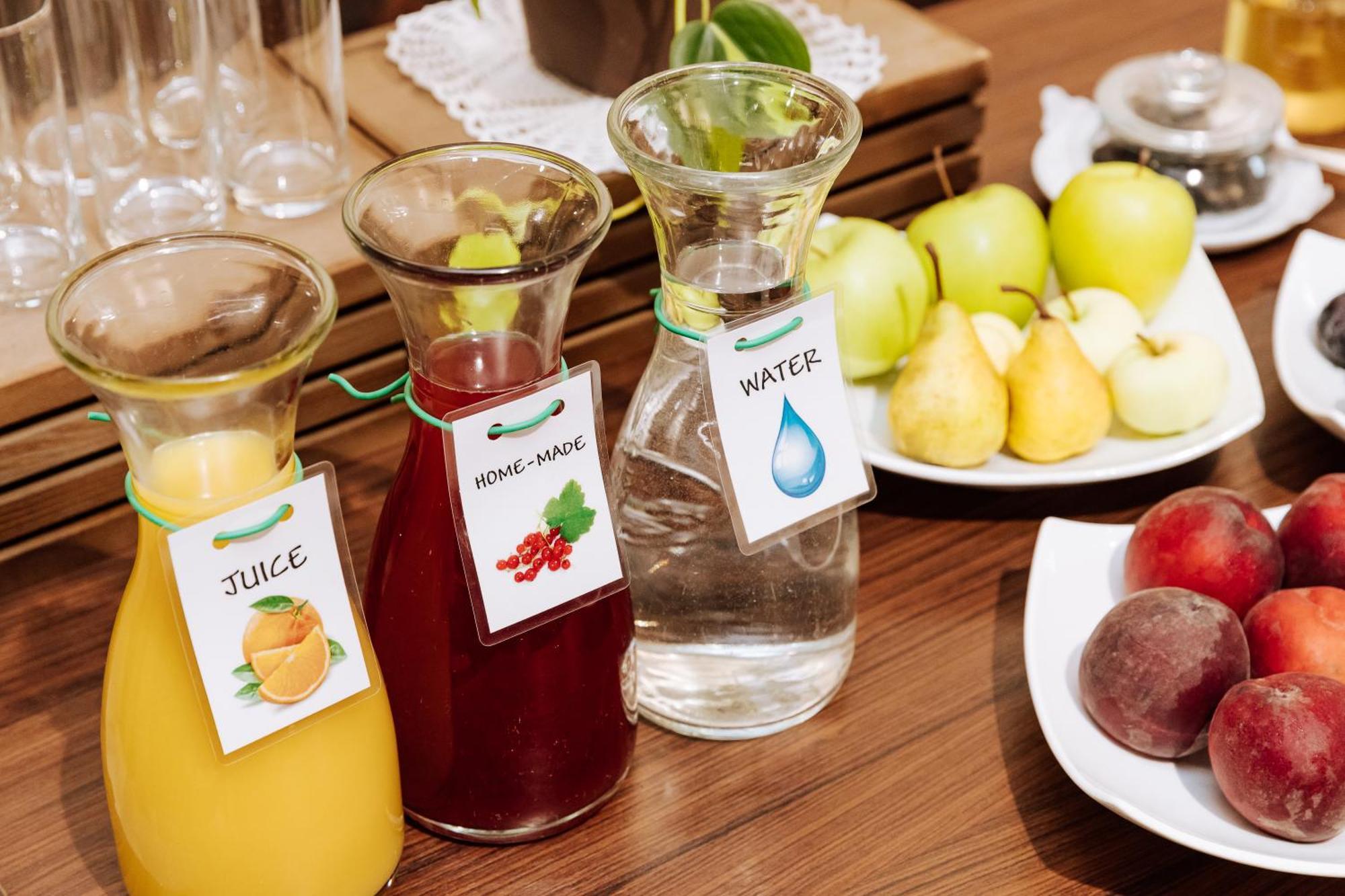Gostisce Krivograd Hotel Prevalje Ngoại thất bức ảnh