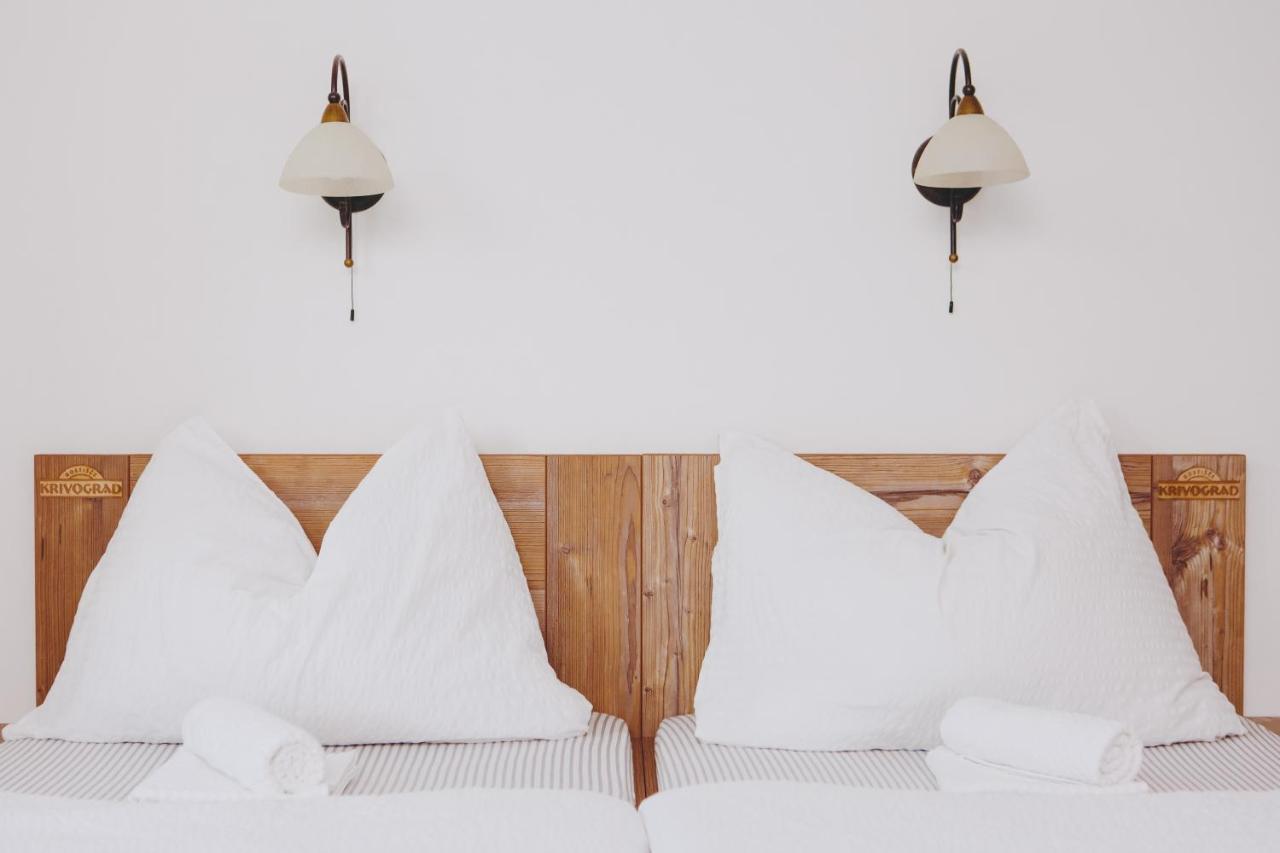 Gostisce Krivograd Hotel Prevalje Ngoại thất bức ảnh